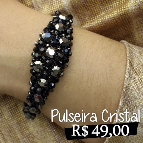 Pulseira Cristal - Pulseira com detalhes de strass preto e grafite. Fechamento por fecho de encaixe. Modelo delicado, da um toque de brilho ao look casual.